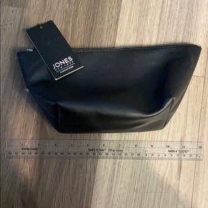 ✅ NWT JNY JONES New York Beauty Cosmetics Travel Toiletry Zip Up Bag Case Black
